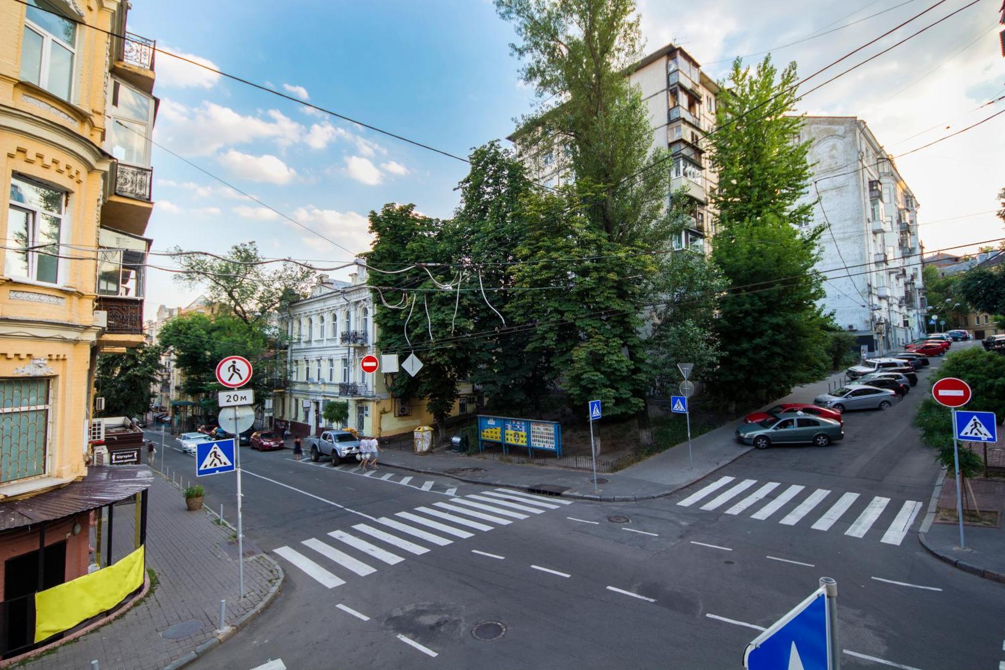 Self Check-In Apartments Maidan Area Kyiv Exterior photo